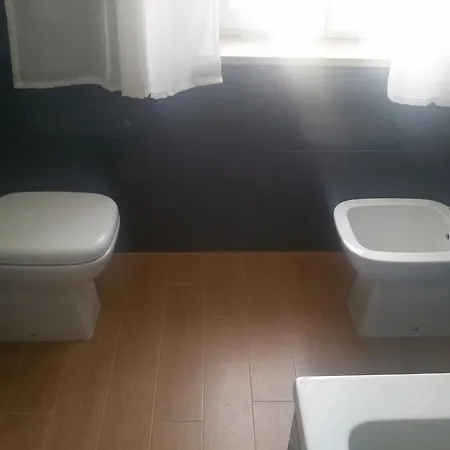 Hugo Holiday Beach Semesterbostad Viareggio