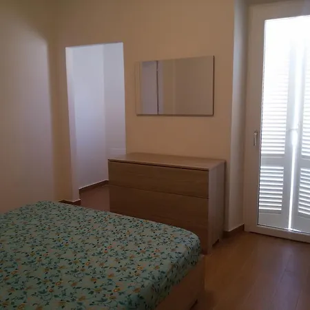 Hugo Holiday Beach Ferienhaus Viareggio